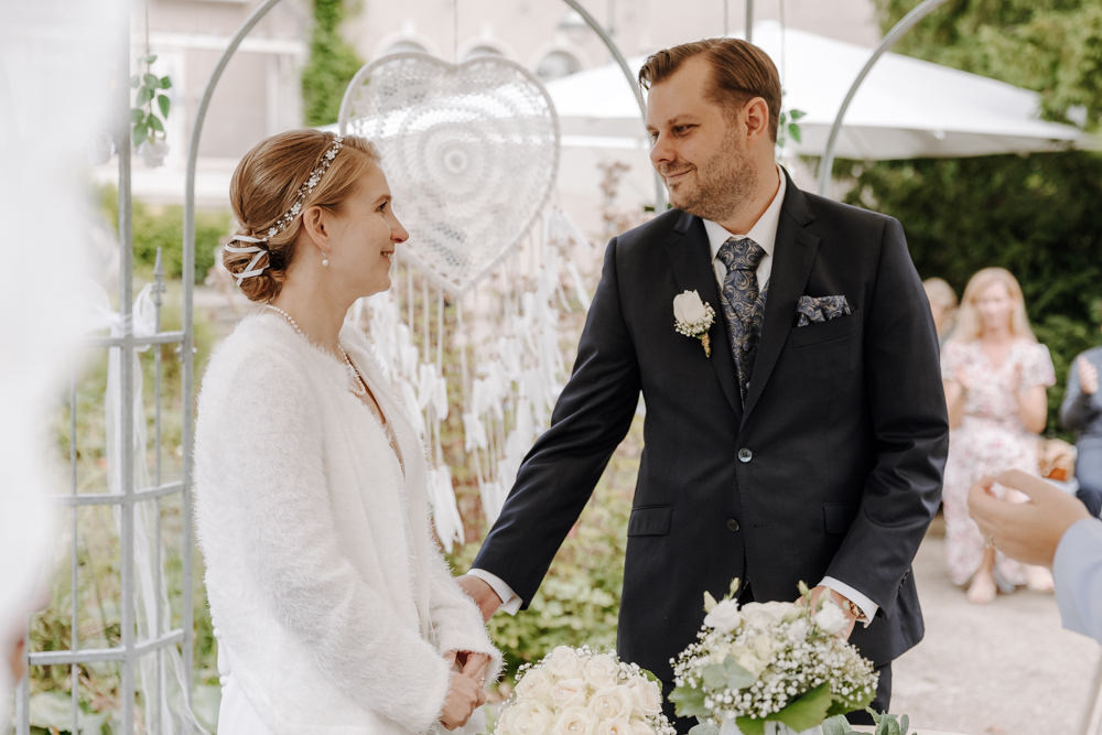 Standesamtliche Hochzeit von Julia und Christopher